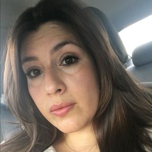 Meet your Posher, Anita